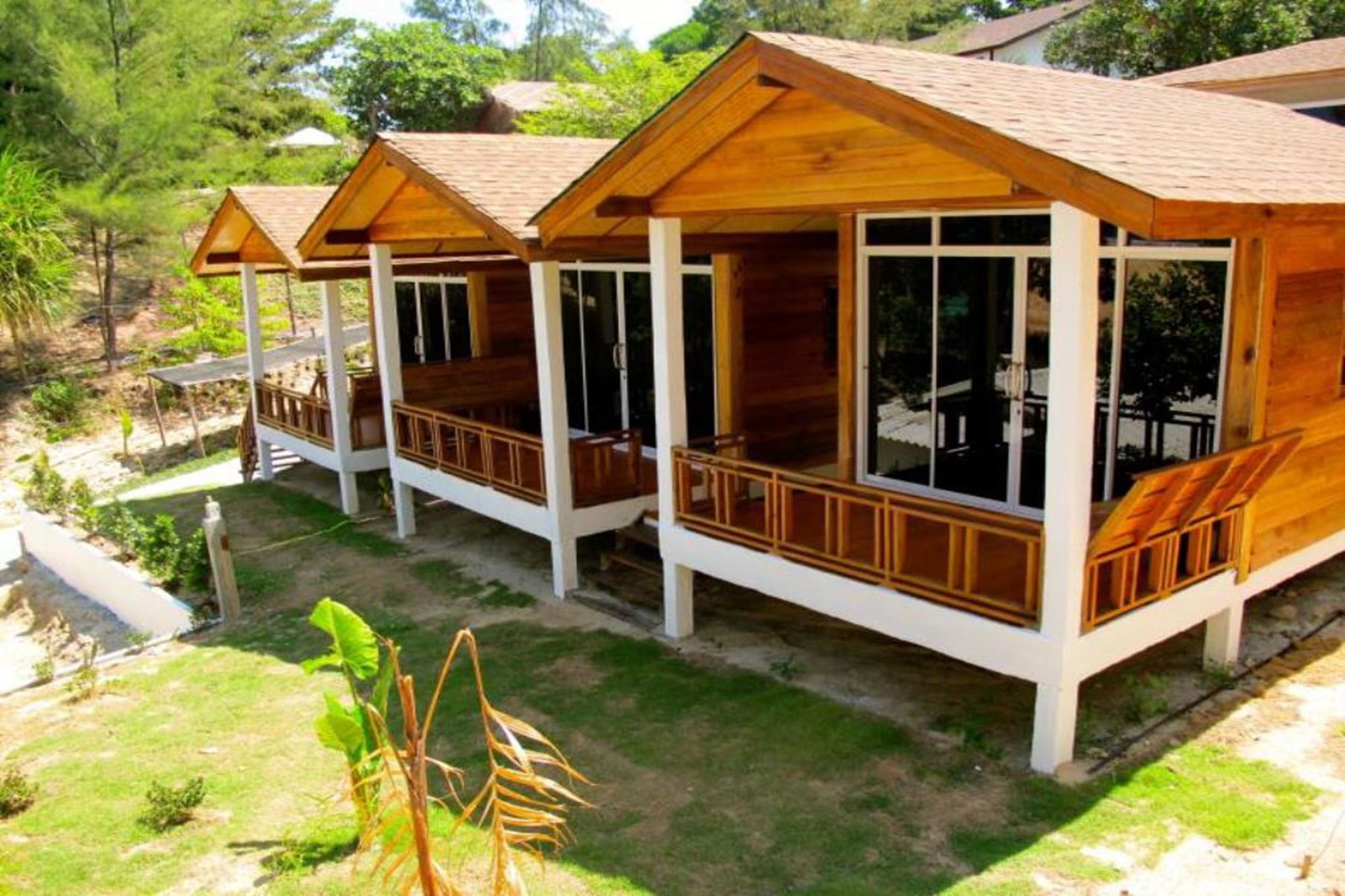 Pitiusas Beach Resort Koh Lipe Exterior foto